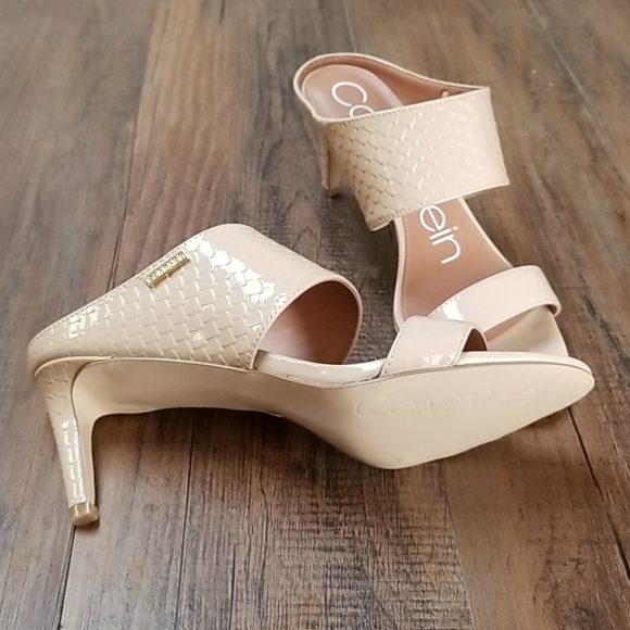 Calvin Klein Womens Cecily Leather Open Toe Casual - Picture 2 of 4